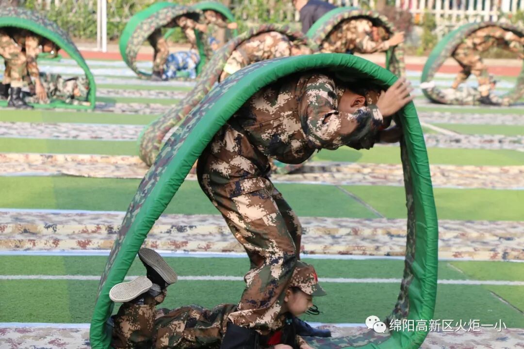 【竞赛节速递2】梦幻海陆空 ——火炬一小附属幼儿园大班国防教育暨亲子竞赛活动