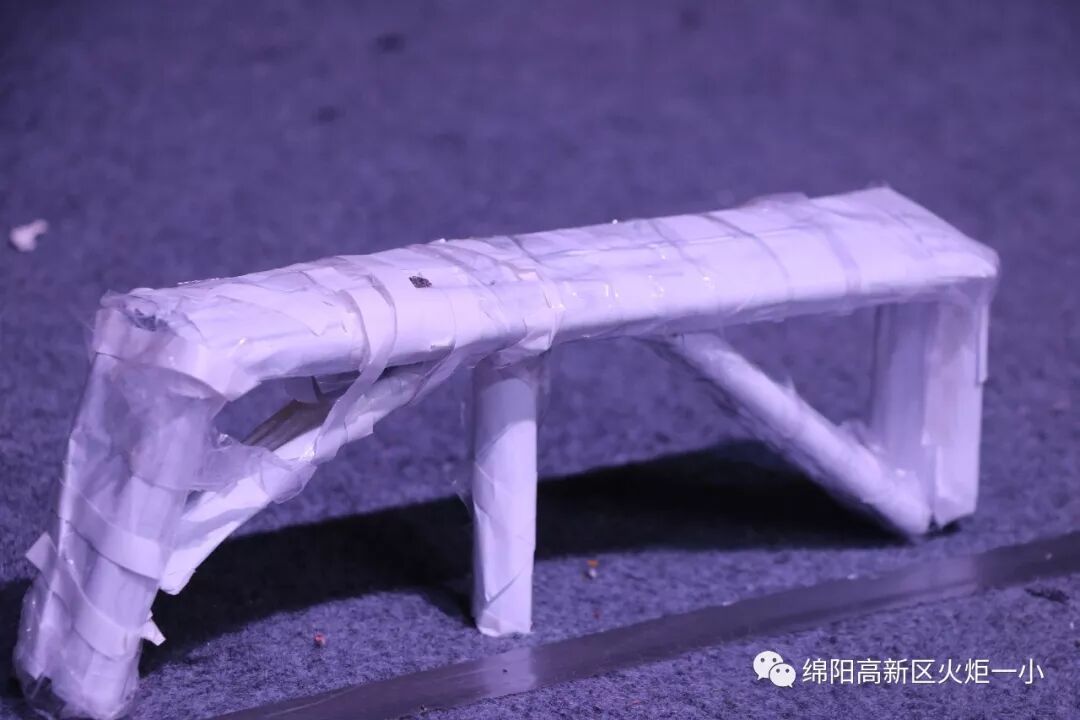 【竞赛节速递4】小小纸桥 创意无限 ——第七届竞赛节之科学学科竞赛活动