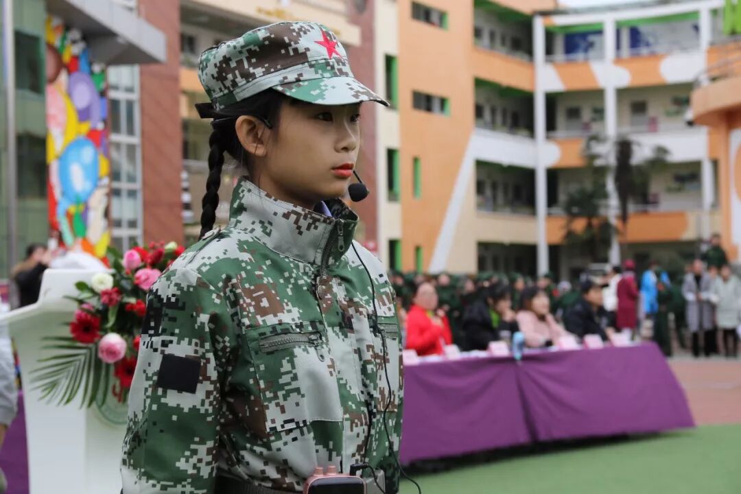 【体育节开幕式】三军兵娃亮风姿，运动赛场展竞技 ——火炬一小第七届体育节开幕式超燃来袭