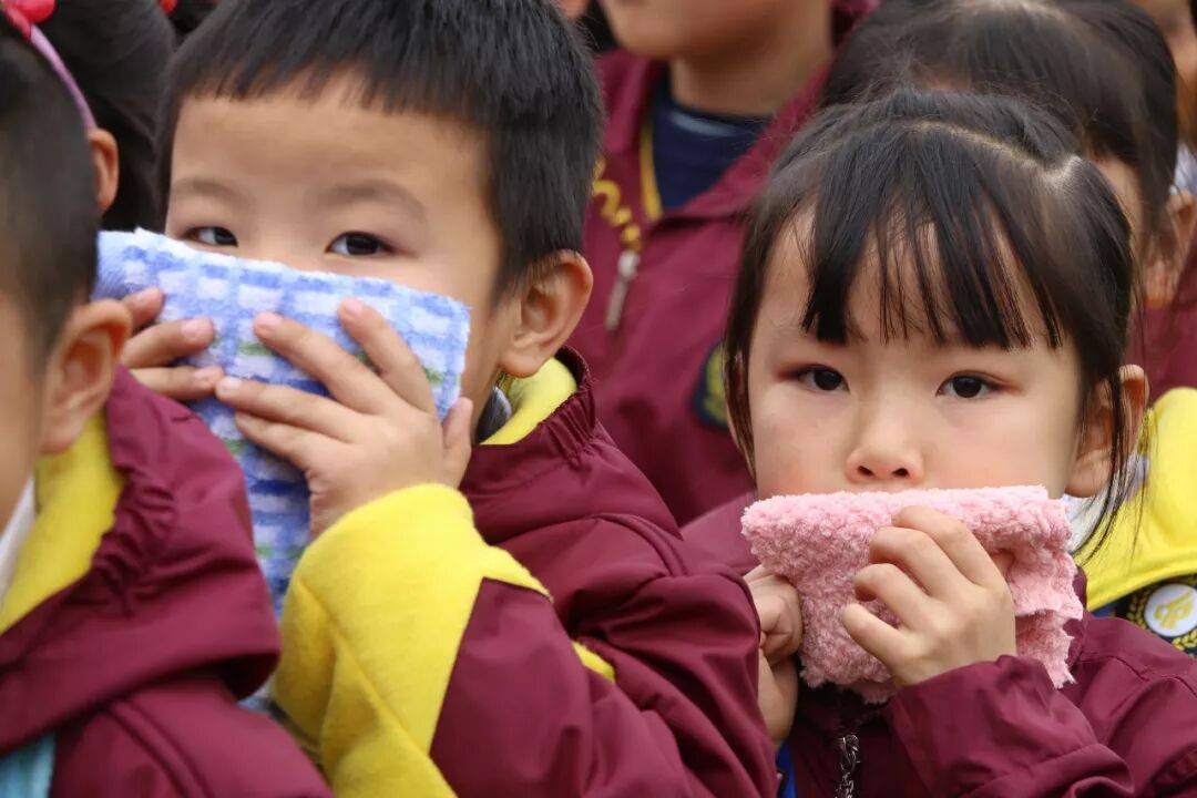 【火一动态】防患未然  生命至上 ——火炬一小2019年秋消防安全疏散演练
