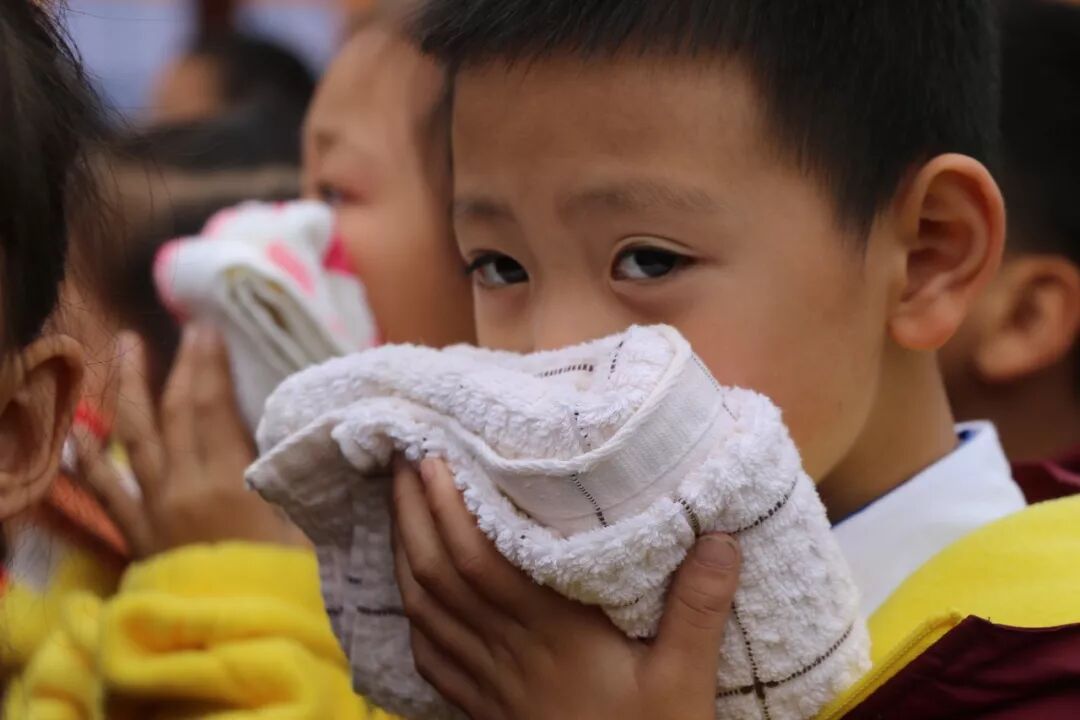 【火一动态】防患未然  生命至上 ——火炬一小2019年秋消防安全疏散演练