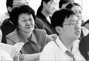 【火一动态】学于漪   话感悟 ——火炬一小教师持续开展学习于漪老师先进事迹活动