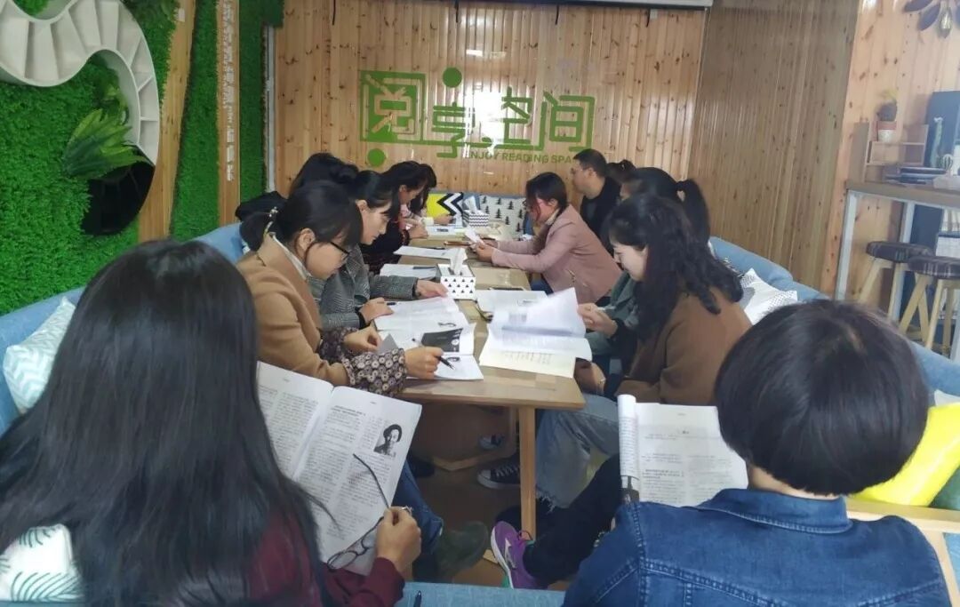 【火一动态】学于漪   话感悟 ——火炬一小教师持续开展学习于漪老师先进事迹活动