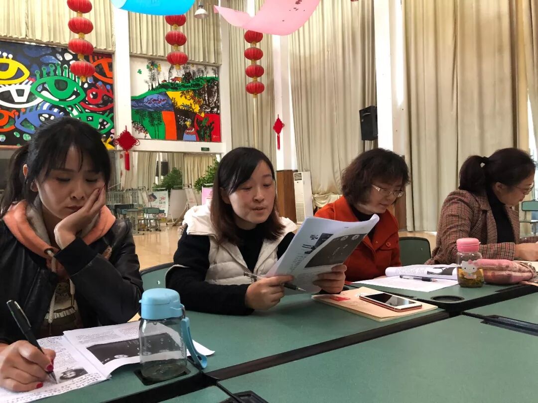【火一动态】学于漪   话感悟 ——火炬一小教师持续开展学习于漪老师先进事迹活动