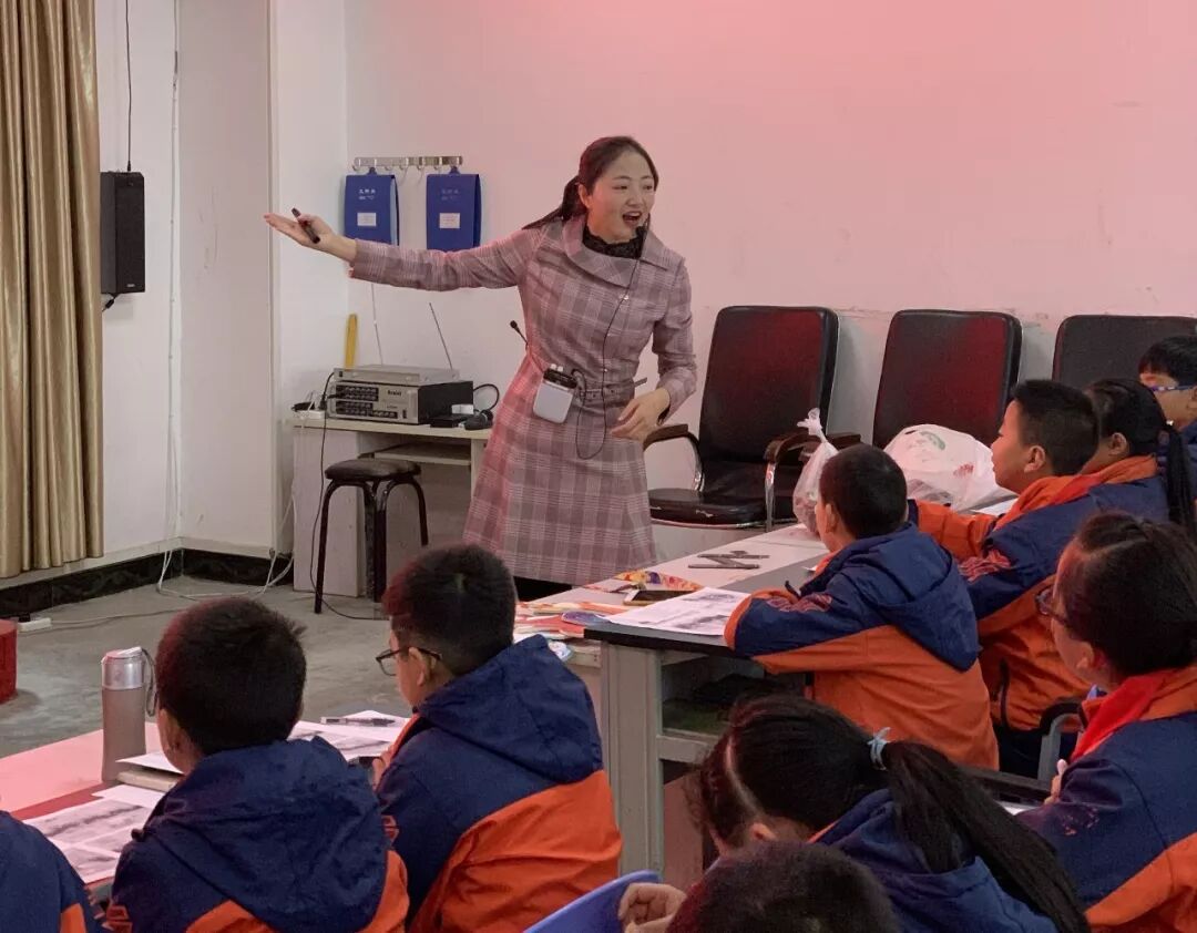 【火一动态】 冬日风轻阳正暖  联合教研促发展 ---火炬一小与平武北山小学开展校级联合教研活动
