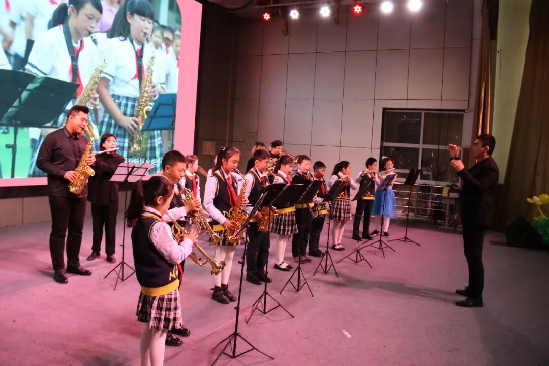 【火一动态】幸福跨年,“鼠”你最嗨 ——火炬一小2020年亲子大舞台