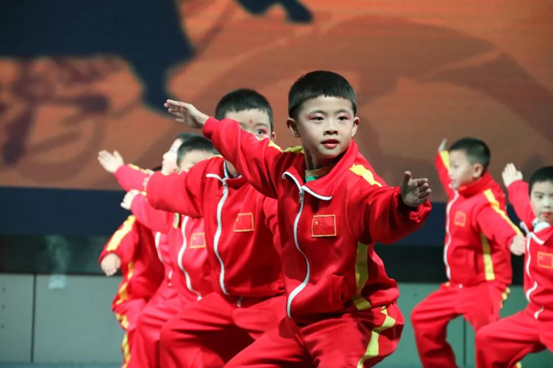 【火一动态】幸福跨年,“鼠”你最嗨 ——火炬一小2020年亲子大舞台