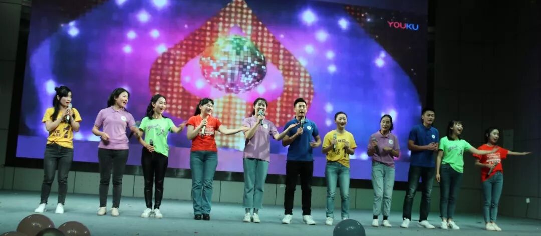 【火一动态】幸福跨年,“鼠”你最嗨 ——火炬一小2020年亲子大舞台