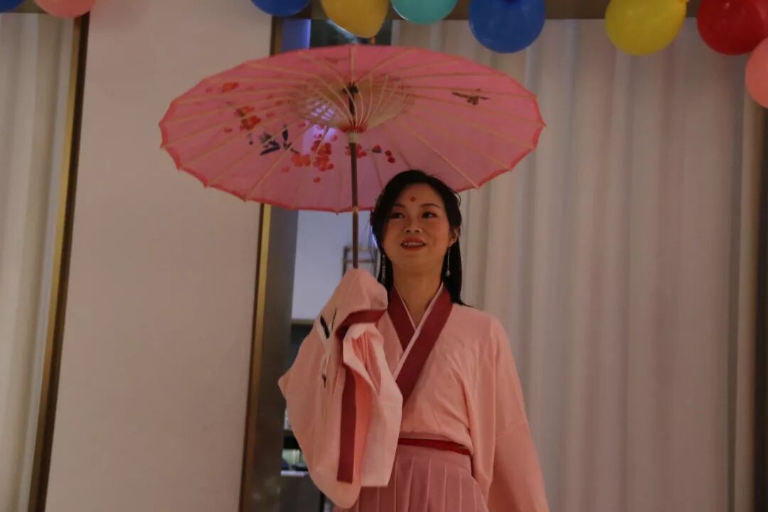 【火一动态】国风当潮,汉服迎新——火炬一小及月社2020年新年年会