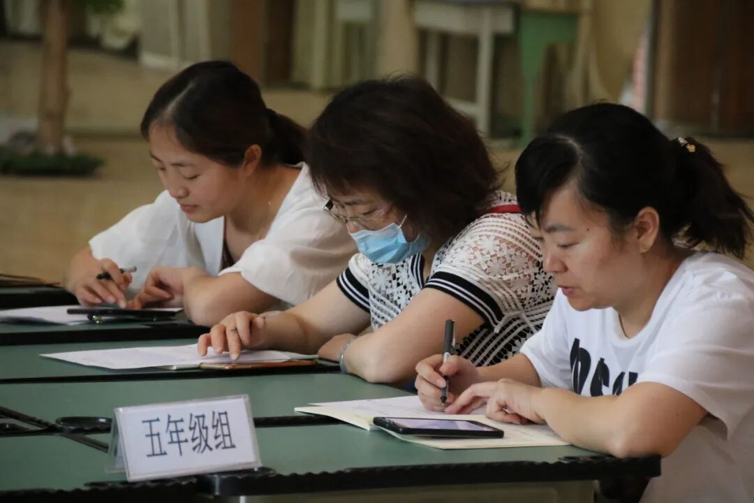 【火一师培提升月1】班科老师合作,促进优良班风建设——火炬一小第二十四期教师论坛