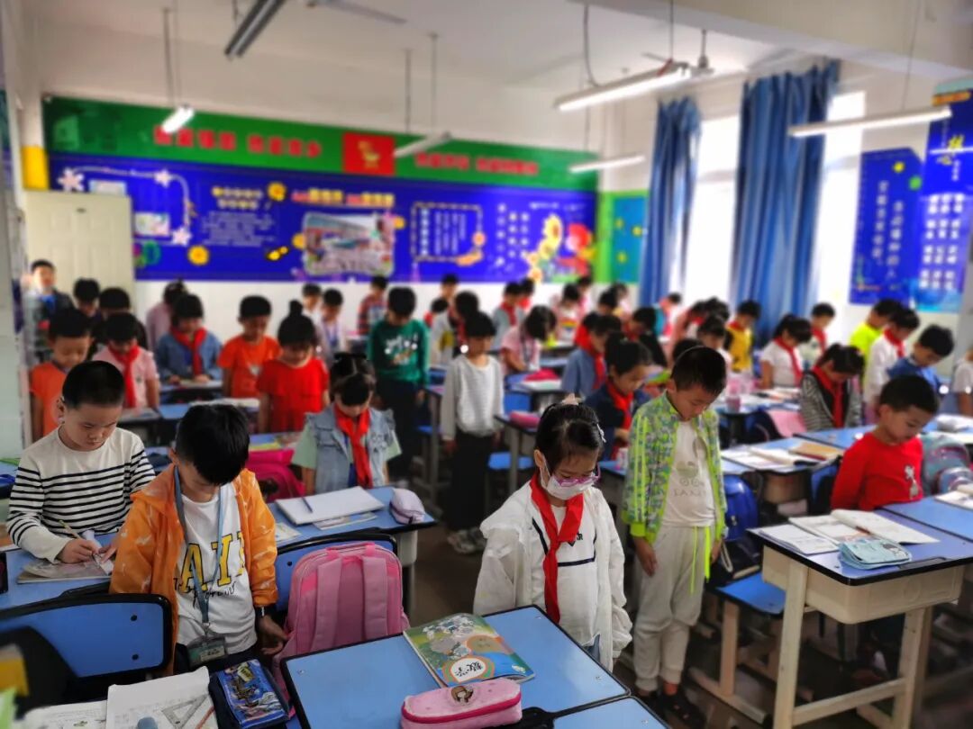 【火一动态】勿忘国耻，振兴中华——火炬一小爱国主义教育活动
