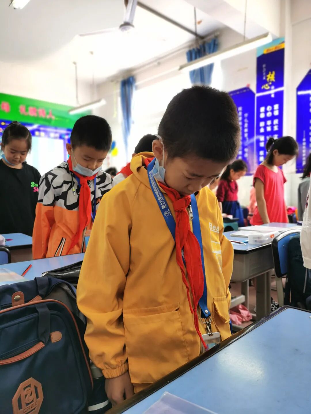 【火一动态】勿忘国耻，振兴中华——火炬一小爱国主义教育活动