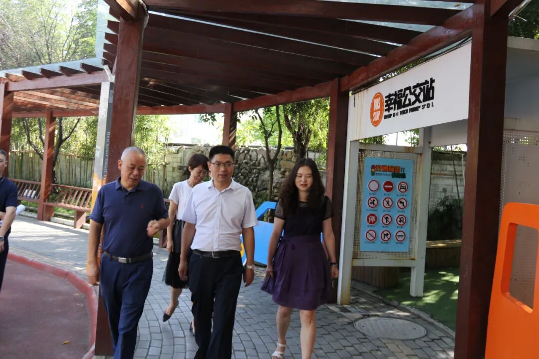 【火一动态】谷雨副书记检查火炬一小文明校园建设工作