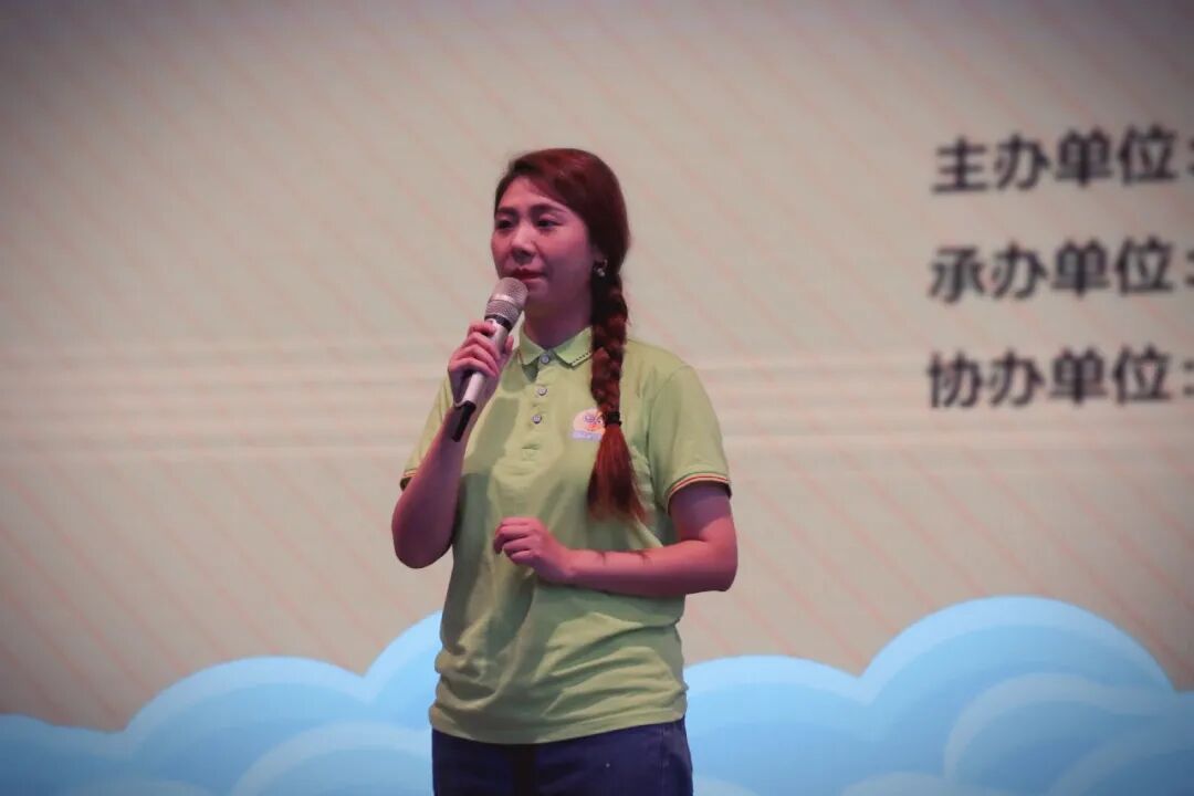 【火一动态】寻找十佳小记者校园代言人——火炬一小小记者海选燃动校园