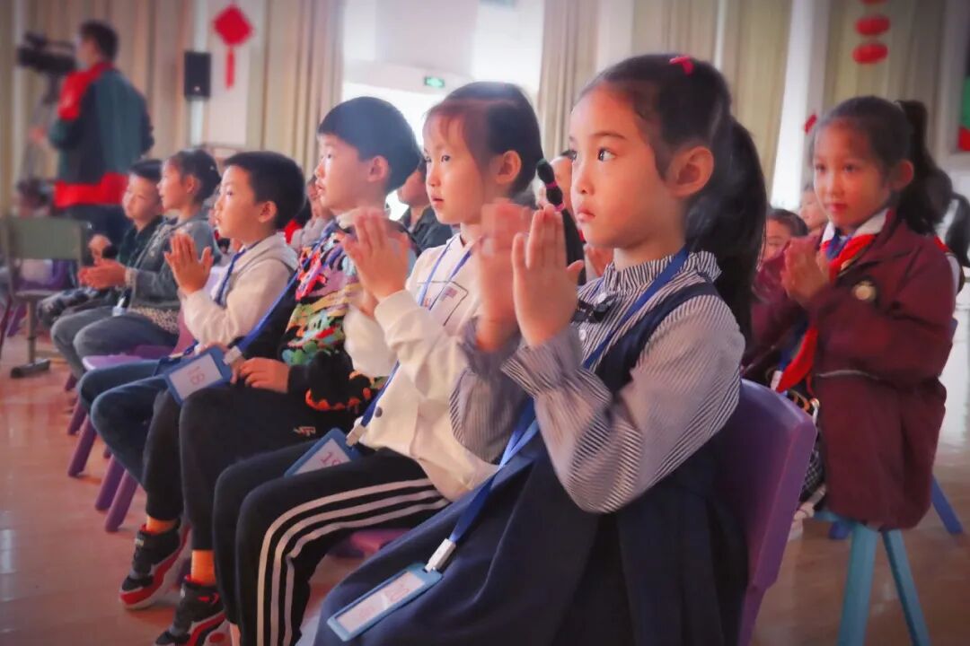 【火一动态】寻找十佳小记者校园代言人——火炬一小小记者海选燃动校园