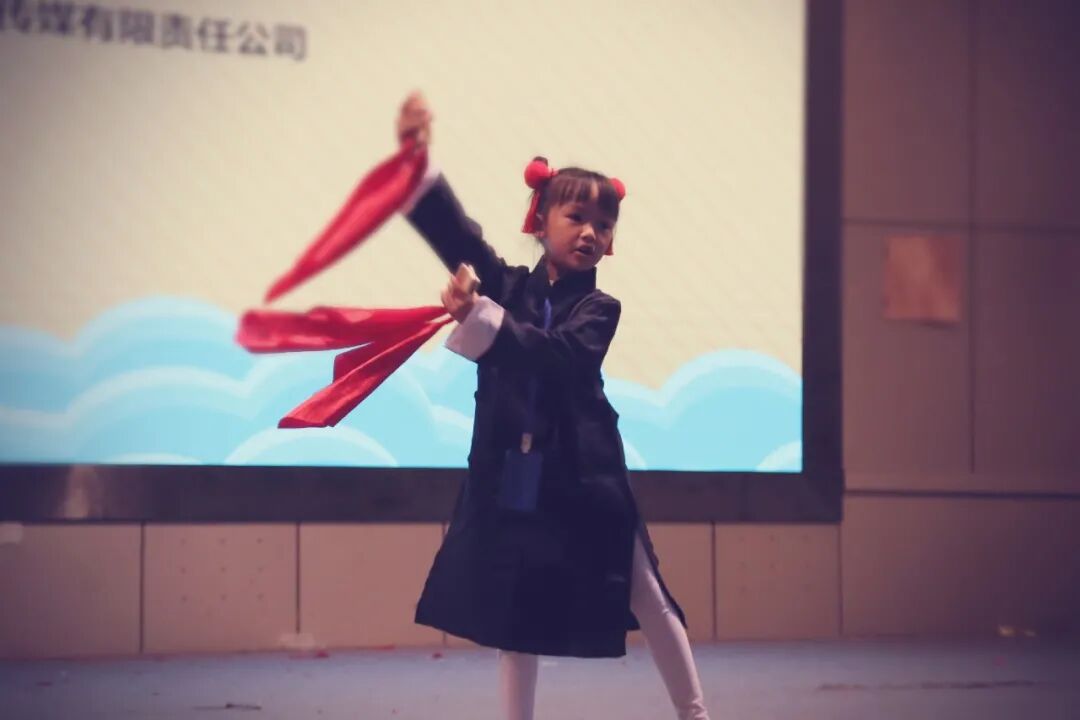 【火一动态】寻找十佳小记者校园代言人——火炬一小小记者海选燃动校园