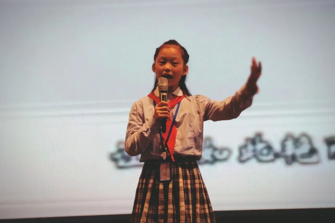 【火一动态】寻找十佳小记者校园代言人——火炬一小小记者海选燃动校园