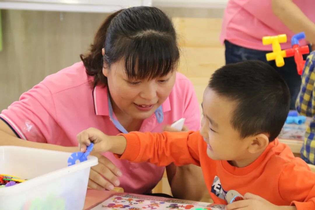 【一幼开园日】遇见一幼,遇见美好│开学了,可以不管不顾的给我一个拥抱