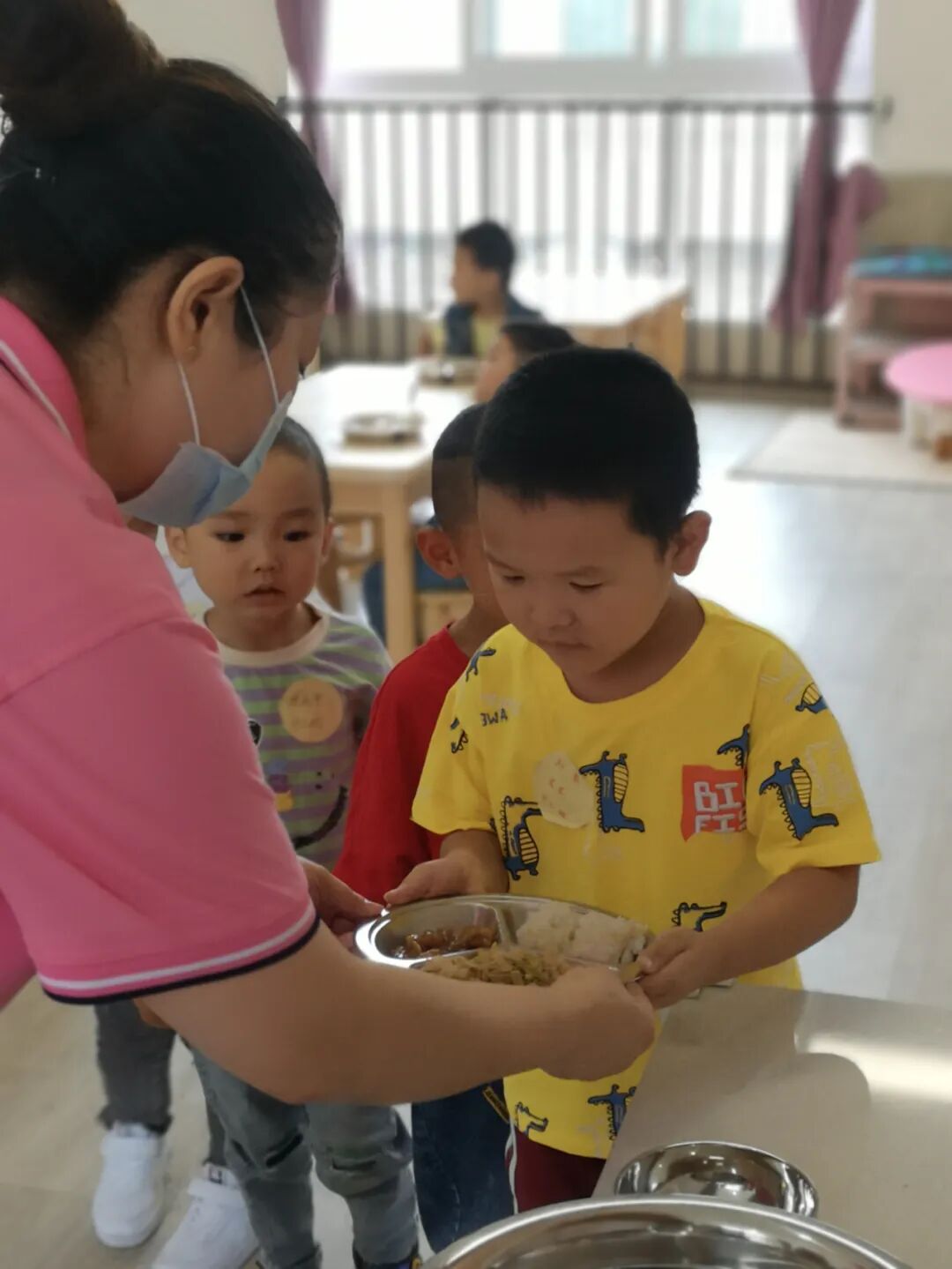 【一幼开园日】遇见一幼，遇见美好│开学了，可以不管不顾的给我一个拥抱