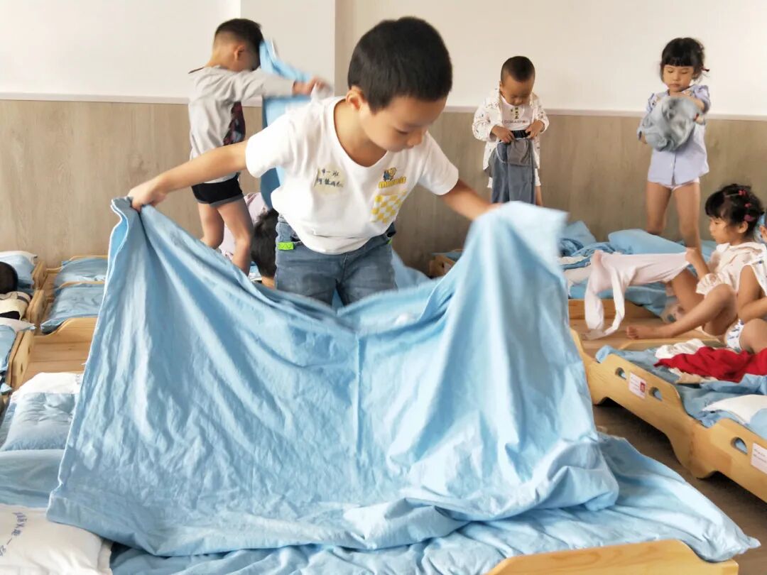 【一幼开园日】遇见一幼,遇见美好│开学了,可以不管不顾的给我一个拥抱