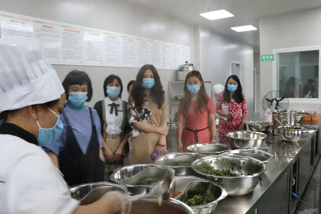 【一幼动态】为爱启程┃┃小班萌娃周记