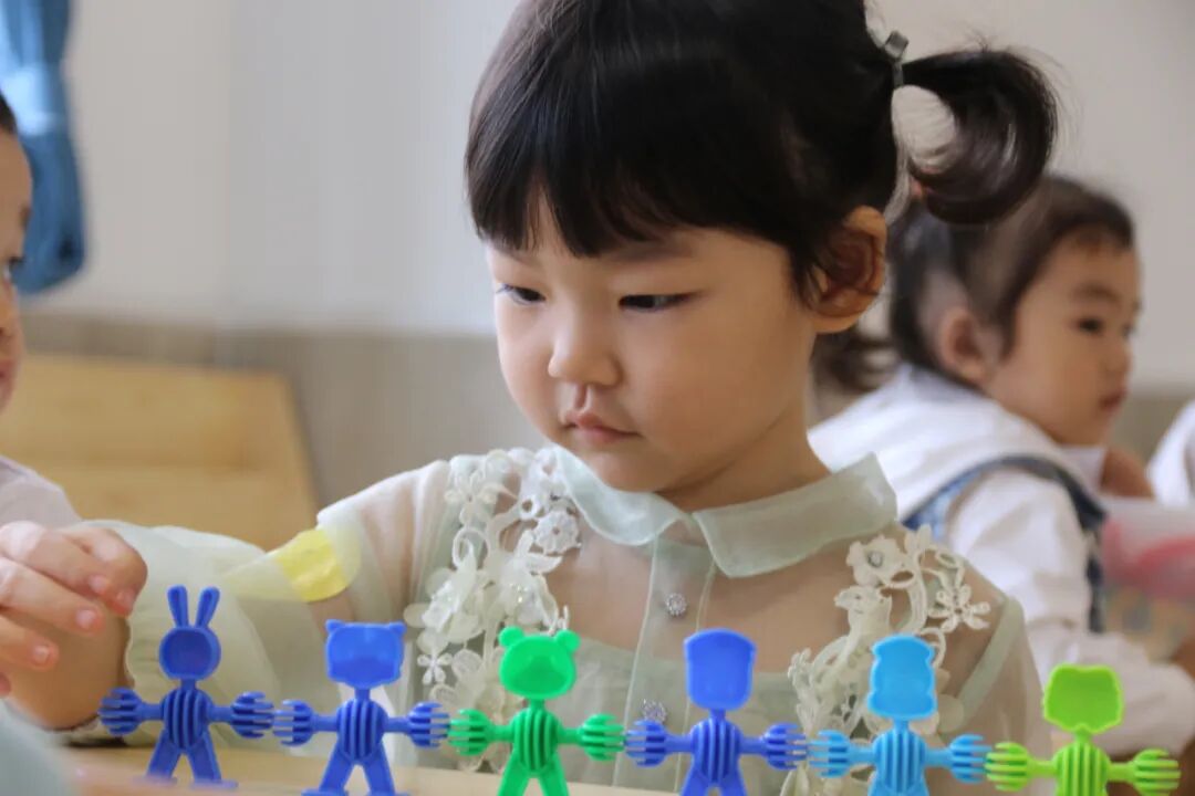 【一幼动态】为爱启程┃┃小班萌娃周记