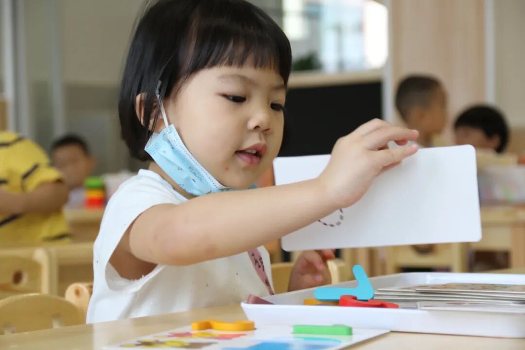 【一幼动态】为爱启程┃┃小班萌娃周记