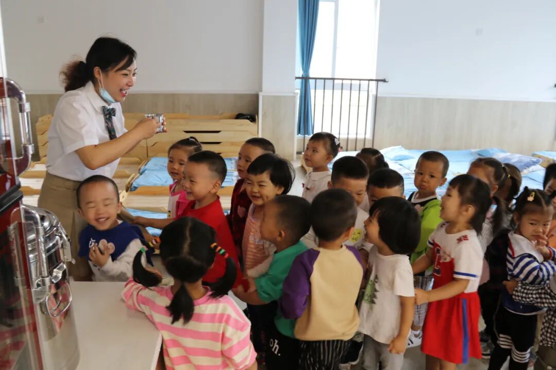 【一幼动态】为爱启程┃┃小班萌娃周记