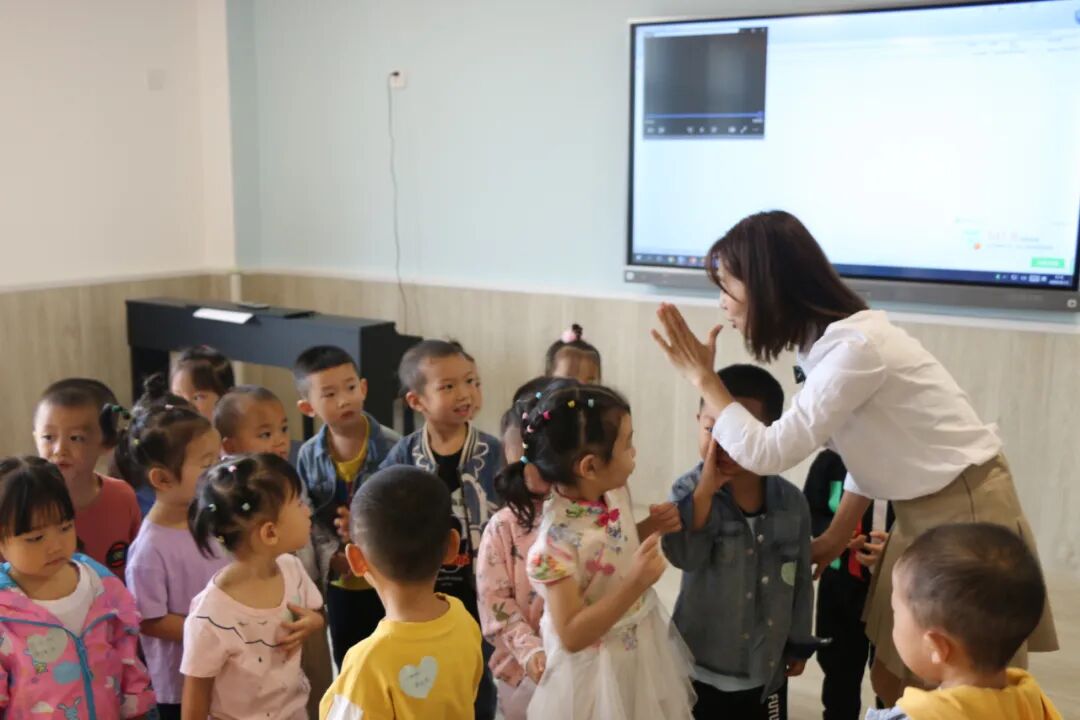 【一幼动态】为爱启程┃┃小班萌娃周记