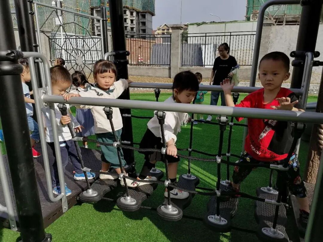 【一幼动态】为爱启程┃┃小班萌娃周记