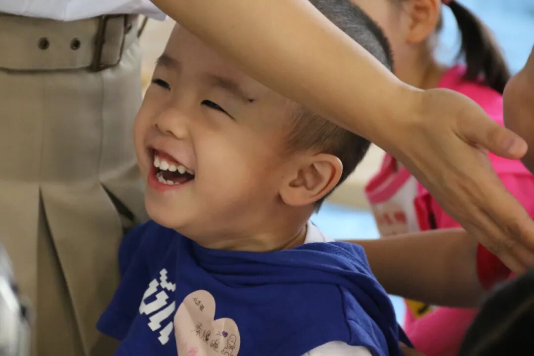 【一幼动态】为爱启程┃┃小班萌娃周记