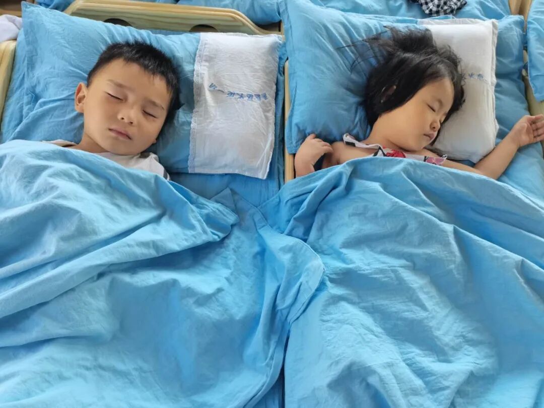 【一幼动态】为爱启程┃┃小班萌娃周记