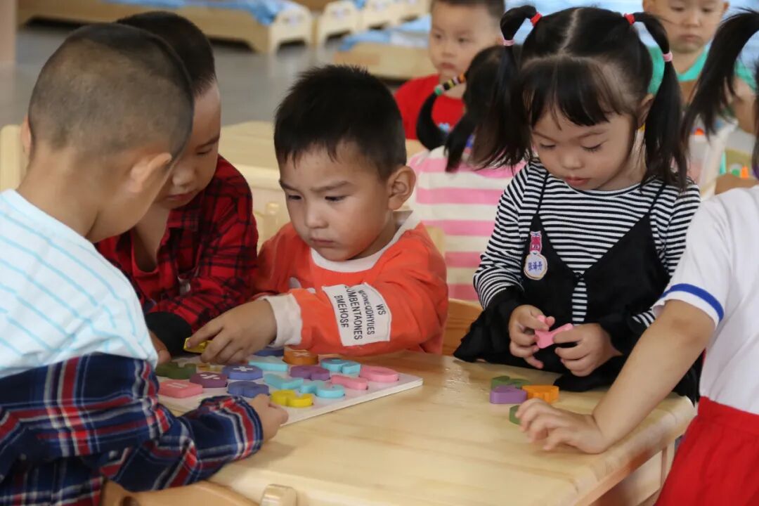 【一幼动态】为爱启程┃┃小班萌娃周记