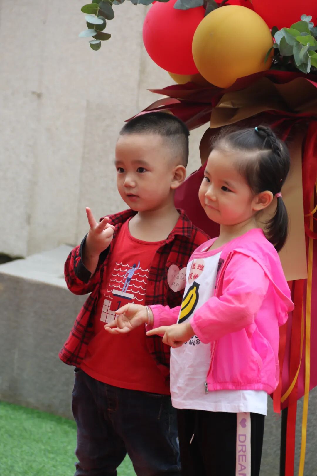 【一幼动态】为爱启程┃┃小班萌娃周记
