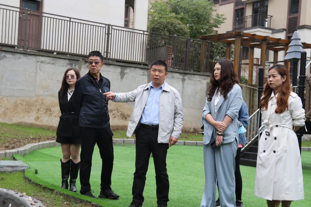 【一幼动态】高新区管委会副主任杨昆带队调研火炬一幼