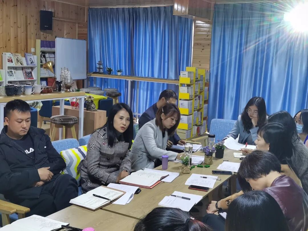 【火一动态】更新观念重提升    五育并举促发展——火炬一小2020年秋教育质量提升会