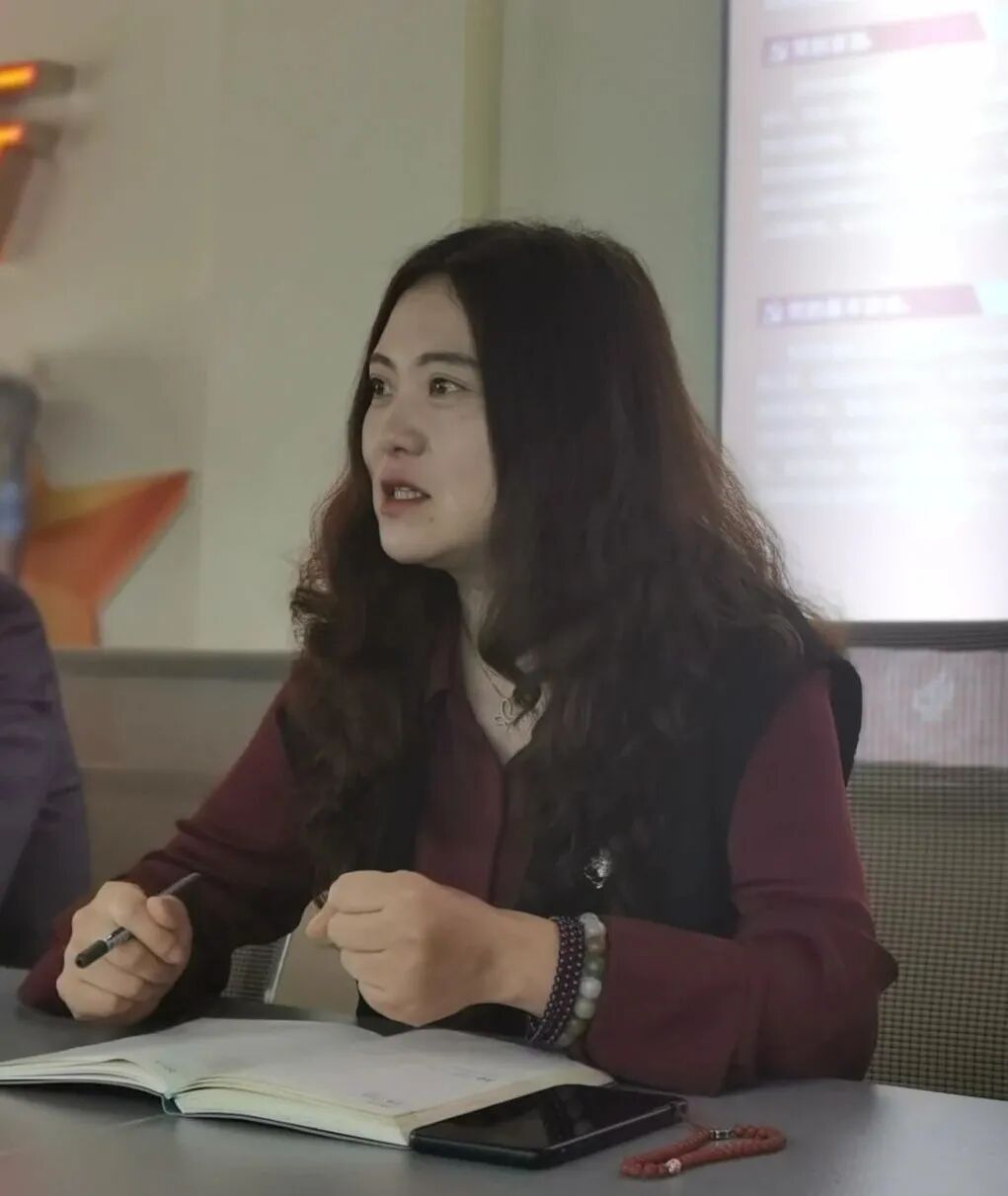 【火一动态】绵阳师范学院教育科学学院与高新区火炬一小举行人才培养实习基地签约和授牌仪式