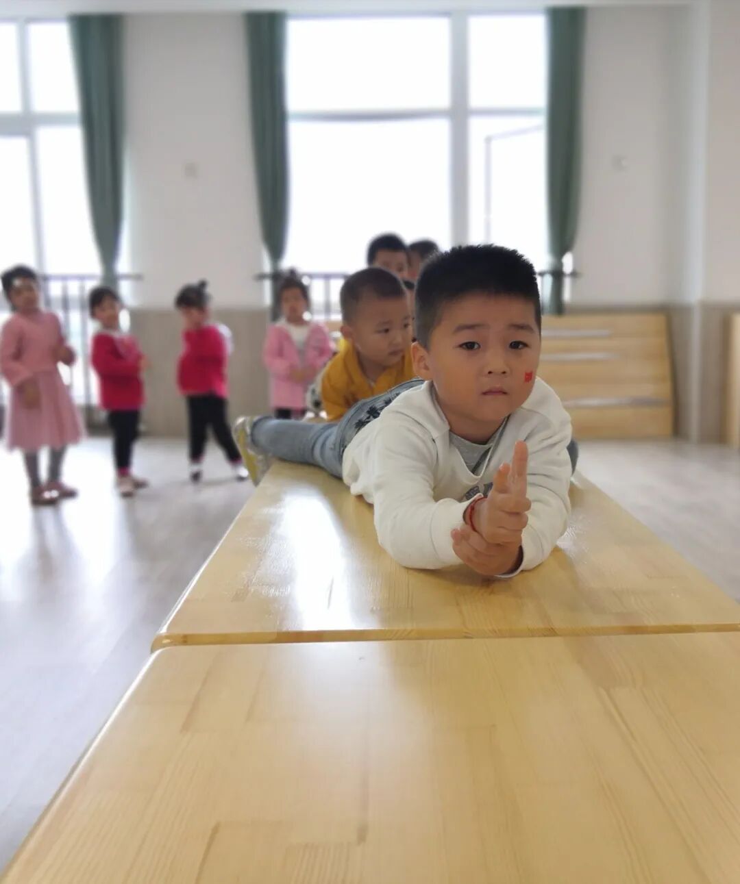 【一幼动态】小小一幼娃,浓浓爱国情