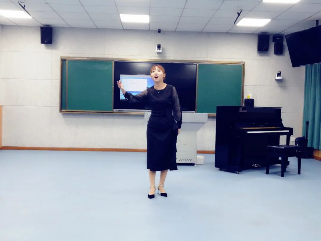 【火一喜报】蒋洪荣获区音乐教师基本功展评活动第一名丨陈洁荣获区小学语文学科素养比赛一等奖
