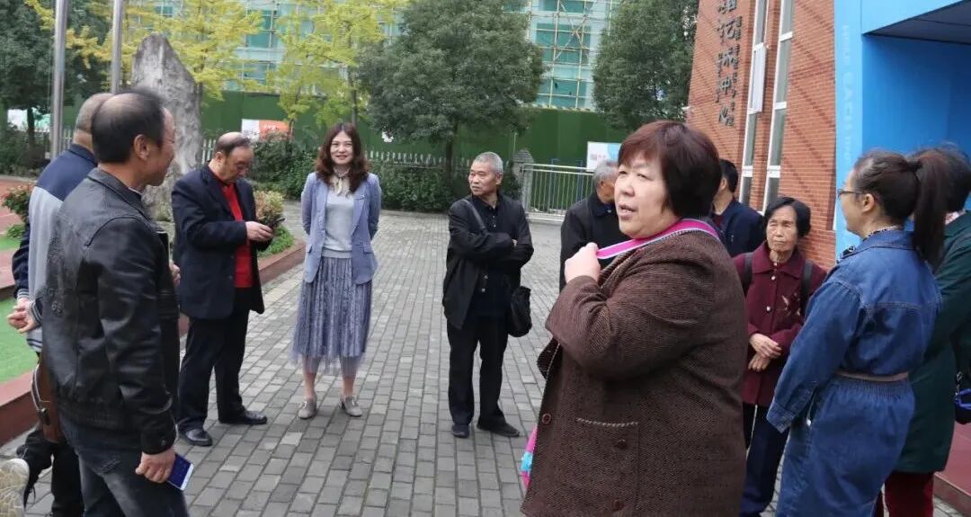 【火一动态】致敬前辈精神,再述教育情怀——火炬一小2020年重阳节活动