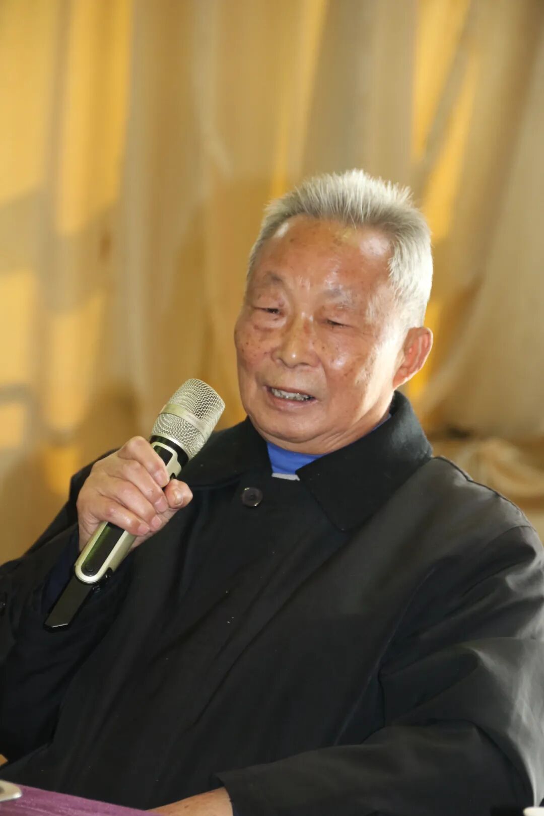 【火一动态】致敬前辈精神,再述教育情怀——火炬一小2020年重阳节活动