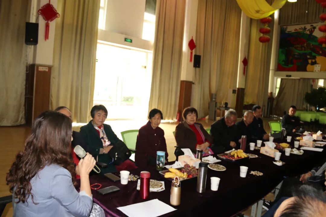 【火一动态】致敬前辈精神,再述教育情怀——火炬一小2020年重阳节活动