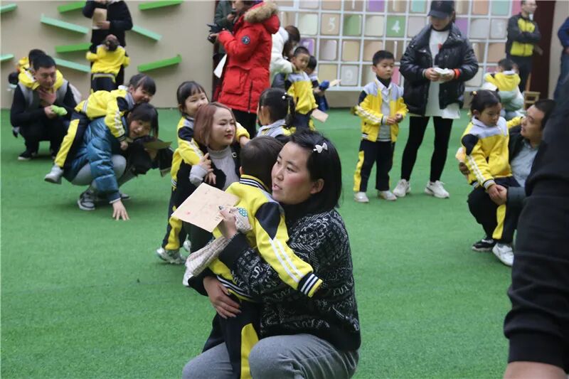 【一幼动态】与爱同行,伴我成长 ——记第一届“成长的力量”亲子同乐会