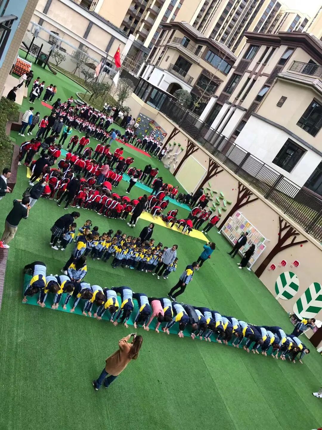 【一幼动态】与爱同行,伴我成长 ——记第一届“成长的力量”亲子同乐会