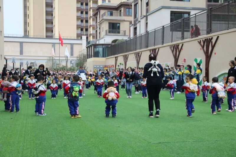 【一幼动态】与爱同行,伴我成长 ——记第一届“成长的力量”亲子同乐会