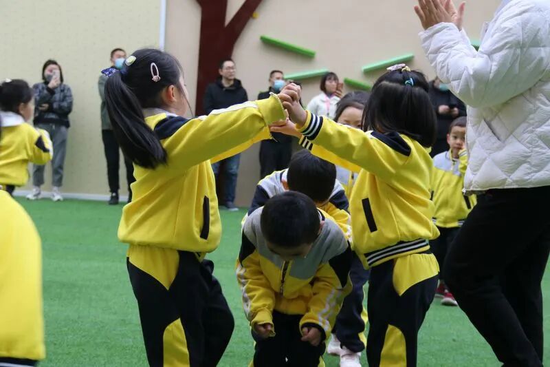 【一幼动态】与爱同行,伴我成长 ——记第一届“成长的力量”亲子同乐会