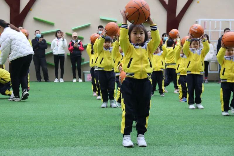 【一幼动态】与爱同行,伴我成长 ——记第一届“成长的力量”亲子同乐会