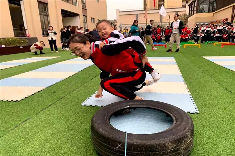 【一幼动态】与爱同行,伴我成长 ——记第一届“成长的力量”亲子同乐会