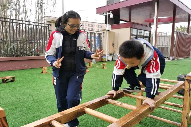 【一幼动态】与爱同行,伴我成长 ——记第一届“成长的力量”亲子同乐会