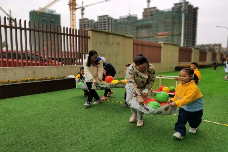 【一幼动态】与爱同行,伴我成长 ——记第一届“成长的力量”亲子同乐会